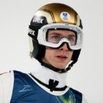 Rakúsky skokan na lyžiach Daniel Tschofenig dostal zákaz účasti vo finále zimných olympijských hier pre príliš veľké topánky