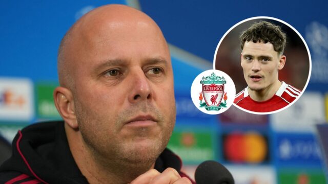 Slota potiaca sa fitness hviezdy Liverpoolu po šteklivej 'šťastnej' reakcii na tlačovej konferencii
