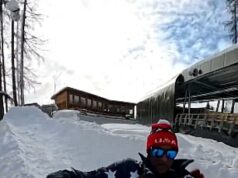 Snoop Dogg skončí na zimných olympijských hrách na chrbte, keď sa ‚Coach Snoop‘ vrhne do udalostí – ale za jeho ohromujúci denný plat to všetko stojí za to! Ikonický rapper začal tým, že išiel nohami napred