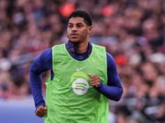 Španielske médiá sa zhodli na Marcusovi Rashfordovi po tom, čo príjemca pôžičky z Man Utd „zarobil 8,5 milióna libier“ v náznaku prestupu BARCELONA, ŠPANIELSKO – 22. FEBRUÁRA: Marcus Rashford z FC Barcelona sleduje počas španielskej ligy LaLiga EA Sports futbalový zápas medzi FC Barcelona a Levante UD na štadióne Spotify Camp Nou 22. februára 2026 v Barcelone v Španielsku. (Foto: Javier Borrego/Europa Press cez Getty Images)