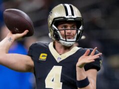 Správy NFL: Derek Carr údajne vážne uvažuje o odchode do dôchodku Správy NFL: Derek Carr údajne vážne uvažuje o odchode do dôchodku