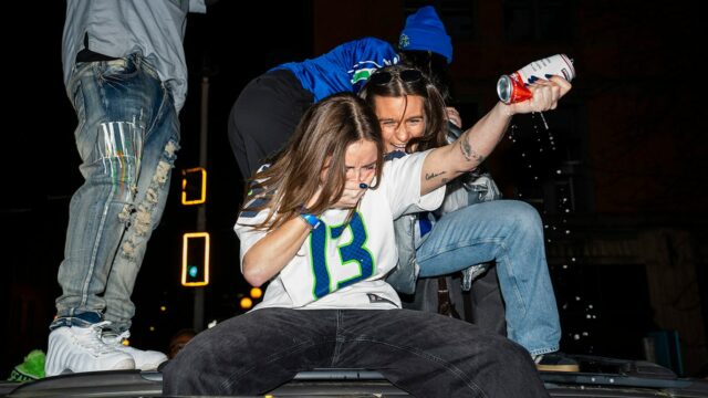 Správy NFL: Fanúšikovia Seahawks majú búrlivé oslavy Super Bowlu
