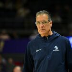 Basketbal NCAA: San Diego vo Washingtone