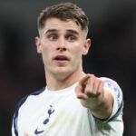 Tottenham Hotspur's Micky van de Ven pointing