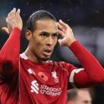 O forme a budúcnosti Virgila van Dijka v Liverpoole sa diskutuje