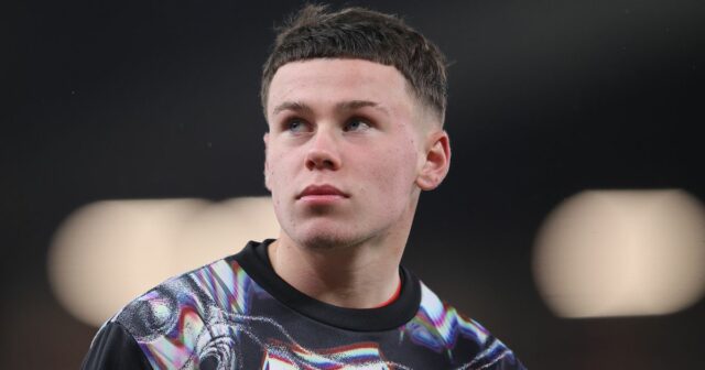 Michael Carrick oslavuje