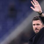 Michael Carrick oslavuje víťazstvo Manchestru United v Evertone