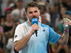 Stan Wawrinka vyzval Johna Isnera a Sama Querreyho na odloženie odchodu do dôchodku do roku 2027 Stan Wawrinka vyzval Johna Isnera a Sama Querreyho na odloženie odchodu do dôchodku do roku 2027