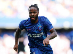 Sterling sa spojil s Neapolom, ale presun zostáva komplikovaný Sterling sa spojil s Neapolom, ale presun zostáva komplikovaný