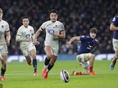 Steve Borthwick MUSÍ pridať rozmanitosť do útoku Anglicka – takto: Skopírujte juhoafrický plán, začnite Fin Smithom proti Taliansku, využite klubové kombinácie a buďte odvážnejší s Marcusom Smithom Fin Smith (vľavo) a Marcus Smith (v strede) sú súčasťou naháňajúcej sa skupiny mušiek, ktoré chcú Anglicku ponúknuť novú dynamiku v útoku.