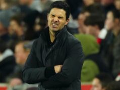 Strašné rozhodnutie Mikela Artetu, keď Arsenal stráca body v boji o titul v Premier League Mikel Arteta