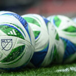 Stredopoliar Juventusu na užšom výbere Manchestru United