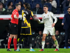 Stredopoliar Rayo Vallecano sa ospravedlňuje po brutálnej výzve hviezdy Realu Madrid: „Priznávam, že to bola červená“ Download app from appStore