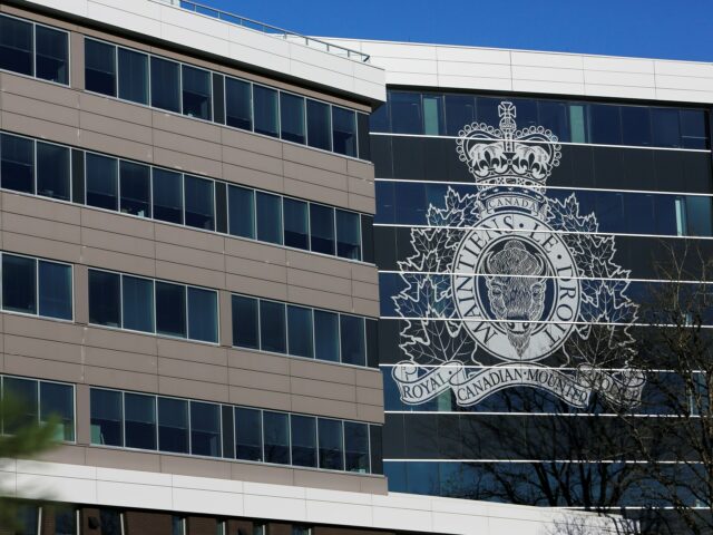 Streľba v škole v Kanade naživo: 10 mŕtvych v Tumbler Ridge v Britskej Kolumbii | Gun Violence News
