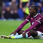 Axel Tuanzebe strelil vlastný gól pre Burnley, keď jeho tím odsúdený na zánik prehral 3:0 proti Sunderlandu