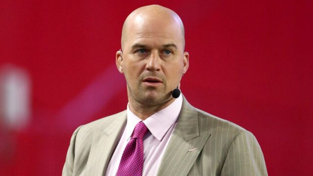 Super Bowl: Matt Hasselbeck hovorí o Samovi Darnoldovi, zraneniach Drakea Mayea
