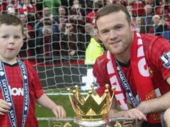 Syn legendy Man Utd Wayne Rooney, 16, „ponúkol profesionálnu zmluvu“ od Red Devils MANCHESTER, ANGLICKO – 23. januára: Kai Rooney z Manchestru United počas zápasu štvrtého kola FA Youth Cup medzi Manchestrom United a Derby County na Old Trafford 23. januára 2026 v Manchestri v Anglicku. (Foto: James Gill – Danehouse/Getty Images)