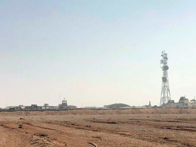 Sýrska armáda prevzala kontrolu nad vojenskou základňou al-Tanf, keď sa americké jednotky stiahli | Správy ISIL/ISIS
