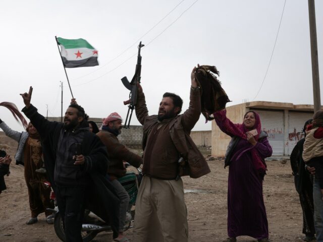 Sýrske sily rozmiestnené v Hasakahu na základe dohody o prímerí s SDF | Sýrske vojnové správy
