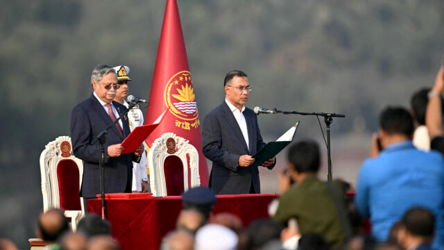 Tarique Rahman zložil prísahu ako predseda vlády Bangladéša | Bangladéšske voľby 2026
