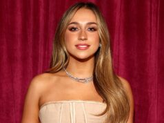 Tate McRae čelí odporu za podporu tímu USA v reklame na olympiádu NBC Tate McRae čelí odporu za podporu tímu USA v reklame na olympiádu NBC