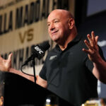 LAS VEGAS, NEVADA – 7. FEBRUÁRA: (LR) Rizvan Kuniev z Ruska ovláda telo Jailtona Almeidu z Brazílie v zápase ťažkej váhy počas podujatia UFC Fight Night na Meta APEX 7. februára 2026 v Las Vegas v Nevade. (Foto Chris Unger/Zuffa LLC)