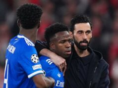 Thierry Henry vysvetľuje, ako súvisí so skúsenosťami Viniciusa Jr. v kontroverznom zápase Benficy Thierry Henry vysvetľuje, ako súvisí so skúsenosťami Viniciusa Jr. v kontroverznom zápase Benficy