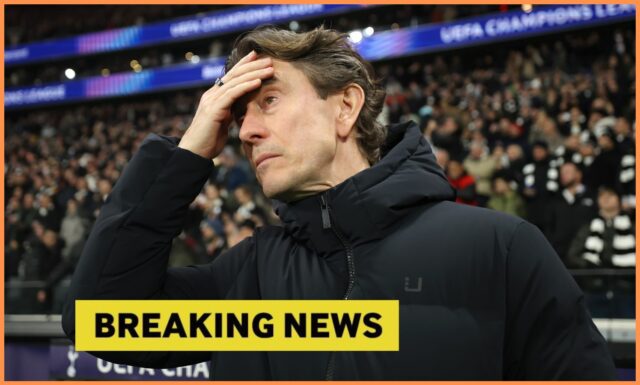 Thomas Frank s hráčmi Tottenhamu po prehre s Newcastlom