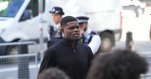 Thomas Partey prichádza na Westminsterský magistrát