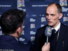 Thomas Tuchel odhaľuje, prečo zaviazal svoju budúcnosť Anglicku uprostred odkazov Man United, keď šéf Three Lions vydáva býčie vyhlásenie o šanciach tímu na majstrovstvá sveta Thomas Tuchel vysvetlil, prečo sa zaviazal do Anglicka napriek prepojeniam s Man United