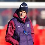 Thomas Tuchel predĺži zmluvu s Anglickom do roku 2028, keďže Man United vynechá
