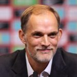 Thomas Tuchel predĺžil zotrvanie na poste trénera Anglicka do roku 2028, ukladá klebety Man United do postele