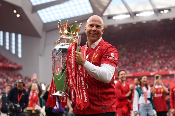 Titulový triumf Liverpoolu zaznamenal rekordné príjmy, keďže Reds prekonali hranicu Titulový triumf Liverpoolu zaznamenal rekordné príjmy, keďže Reds prekonali hranicu 700 miliónov libier