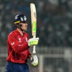 Polstoročie Toma Bantona pomohlo nasmerovať nervózne Anglicko k víťazstvu piatich gólov nad Škótskom