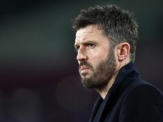 Tottenham by mohol urobiť šéfom Manchestru United obrovskú láskavosť ďalším manažérskym krokom Michael Carrick pôsobí ako pokojná figúrka v Manchestri United – nepotrebujú chaos, ktorý alternatíva prináša