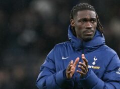 Tottenham potvrdil tím vs Newcastle – Yves Bissouma začína medzi tromi zmenami Thomas Frank sa musí rozhodnúť, či Yves Bissouma nastúpi v sobotu v Premier League za Tottenham Hotspur proti Manchestru United.