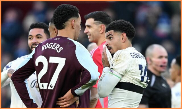 Morgan Rogers oslavuje gól pre Aston Villu