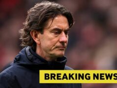 Tottenham zranenie rana, keď Thomas Frank potvrdzuje Destiny Udogie von na mesiac Destiny Udogie z Tottenhamu Hotspur odchádza z ihriska so zranením počas zápasu Premier League medzi Manchestrom United a Tottenhamom...