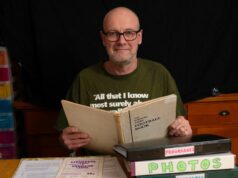 Trailblazing Levice ocenené ako zvláštna pocta priekopníčkam ženského futbalu Vnuk Lizzy Ashcroft Steve Bolton