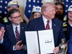 Trump nariadil Pentagonu, aby nakupoval elektrinu vyrobenú z uhlia | Správy Donalda Trumpa Trump nariadil Pentagonu, aby nakupoval elektrinu vyrobenú z uhlia | Správy Donalda Trumpa