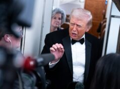 Trump povedal, že Irán a USA rokujú o odvrátení vojenskej eskalácie | vláda Trump povedal, že Irán a USA rokujú o odvrátení vojenskej eskalácie | vláda