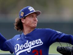 Tyler Glasnow z Dodgers odviedol pri prvom jarnom štarte efektívnu prácu Tyler Glasnow z Dodgers odviedol pri prvom jarnom štarte efektívnu prácu