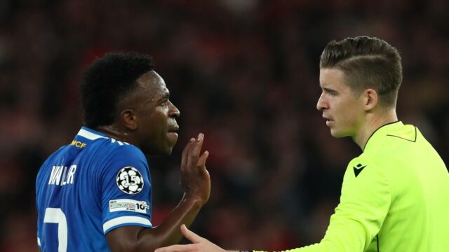 UEFA bude vyšetrovať tvrdenia o „diskriminačnom správaní“ voči Viniciusovi
