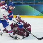 USA porazili Lotyšsko v otváracom zápase olympijských hier v hokeji
