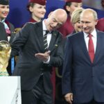 Gianni Infantino chce priviesť Rusko späť do skupiny (Reuters)