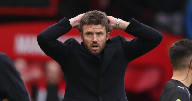 Únik Nevillovho Man Utd po „chybe“ Ratcliffa je zlou správou pre Carricka | Futbal | Šport
