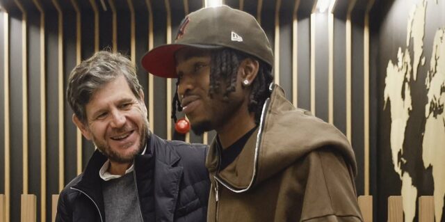 Uzávierka prestupov Deň NAŽIVO: Prečo obranca 60 miliónov libier ODMIETNU Chelsea za Liverpool, Arsenal vstupuje na trh na poslednú chvíľu a Crystal Palace čelí 85 miliónom libier denne – všetky ponuky tak, ako sa dejú
