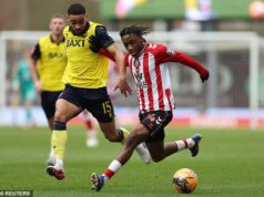 Varovanie Unaia Emeryho pre jeho Aston Villa hviezdy, keď sa snaží ukončiť hrozný rekord Molineux… a šéf Brightonu Fabian Hurzeler odhaľuje narodeninové plány: PREMIER LEAGUE LIVE Romain Mundle bol po porážke Sunderlandu vo Fulhame na sociálnych sieťach rasisticky napádaný