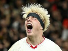 Verdikt Henryho Pollocka znie: Fenomenálny, nebojácny a mohol hrať za Škótsko … ale to neznamená, že by ste ho nechceli rozbiť na rugbyovom ihrisku. Anglická hviezda Henry Pollock sa stal hráčom, ktorý fanúšikovia rugby buď milujú, alebo nenávidia