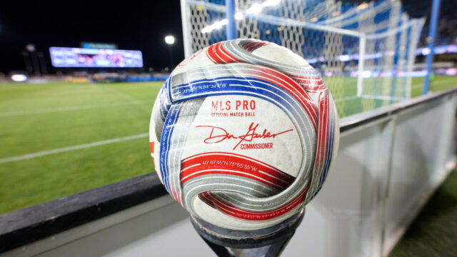 Victor Osimhen dráždi potenciálny prestup Juventusu
